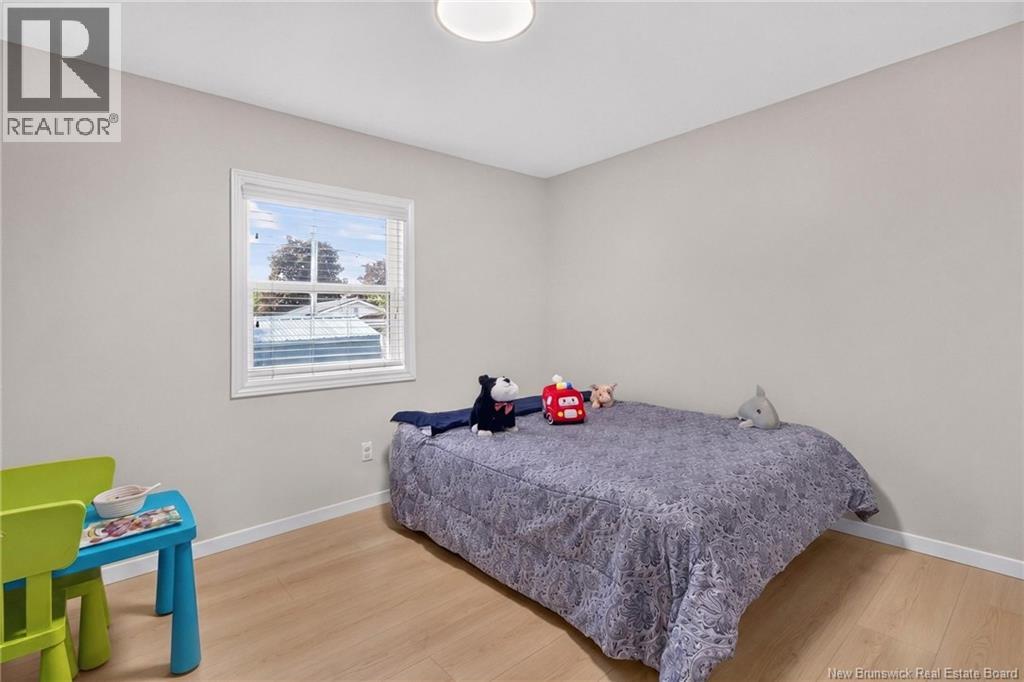 24 Olympic Crescent - Image 15