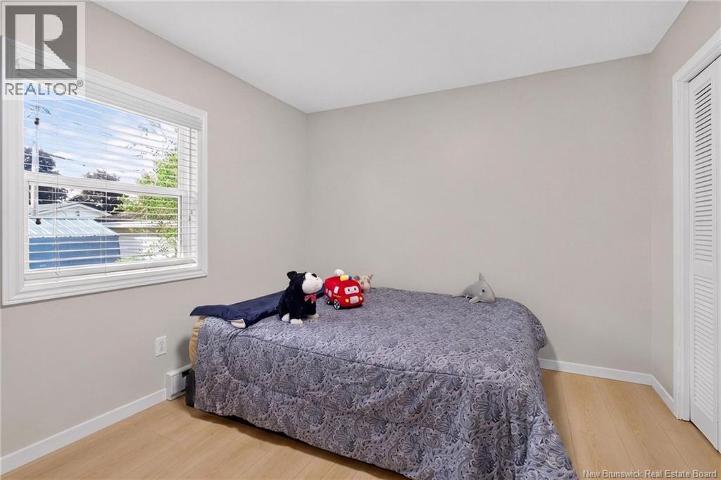 24 Olympic Crescent - Image 16