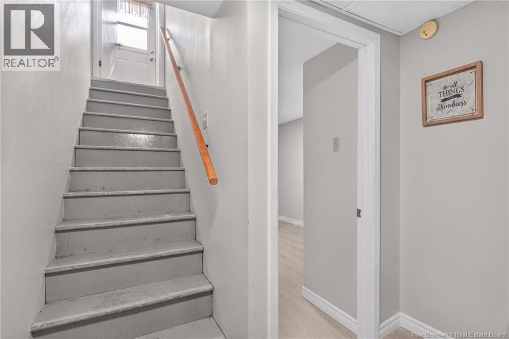 24 Olympic Crescent - Image 20