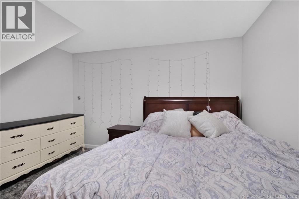 24 Olympic Crescent - Image 27