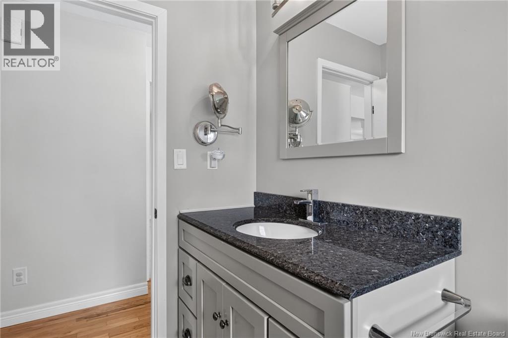 24 Olympic Crescent - Image 29