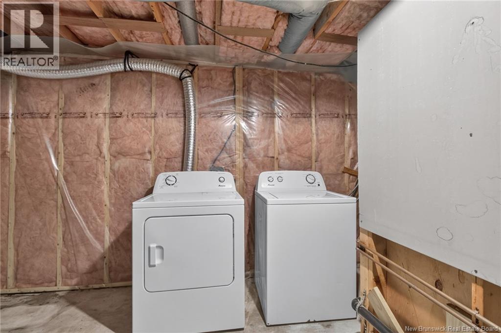 24 Olympic Crescent - Image 32
