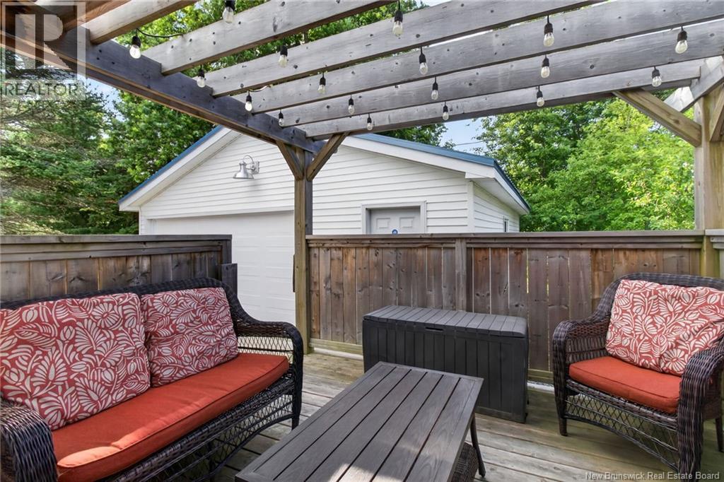 24 Olympic Crescent - Image 41