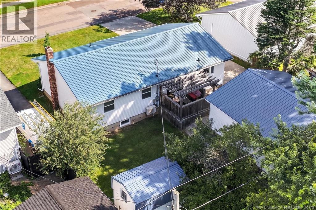 24 Olympic Crescent - Image 42
