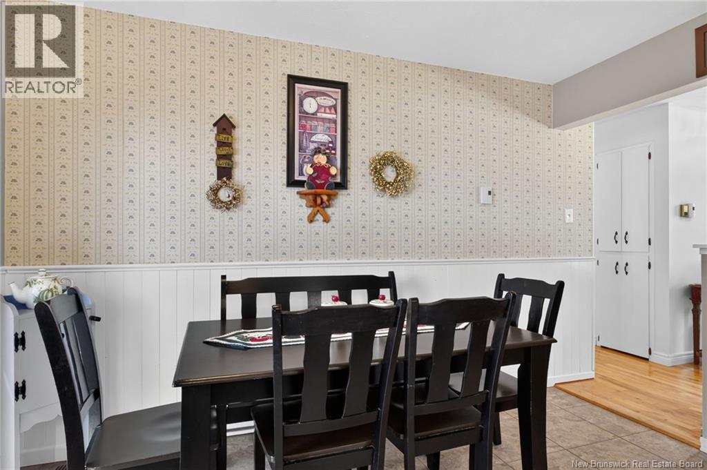 24 Olympic Crescent - Image 7