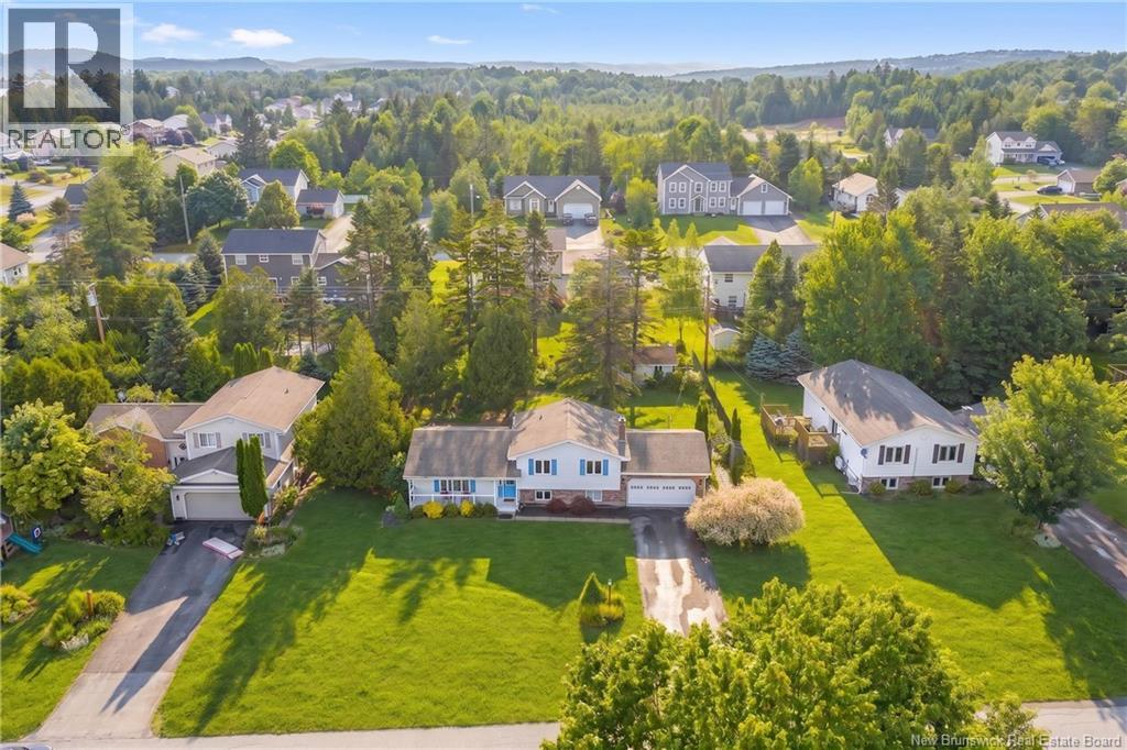 14 Melanie Drive - 35