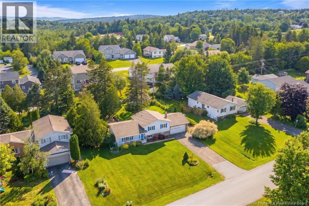 14 Melanie Drive - 36
