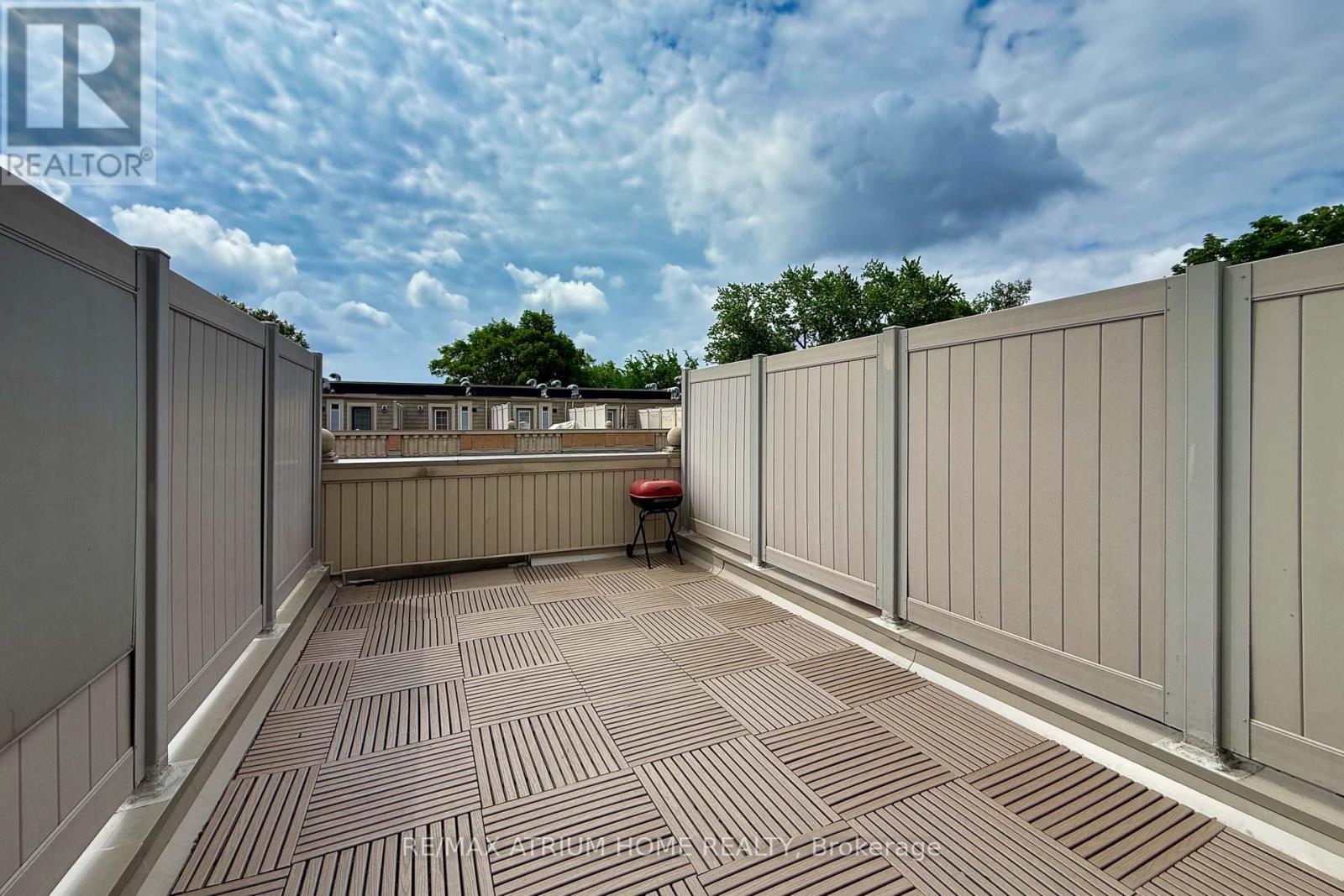 #6 20 HARGRAVE LANE - Image 27