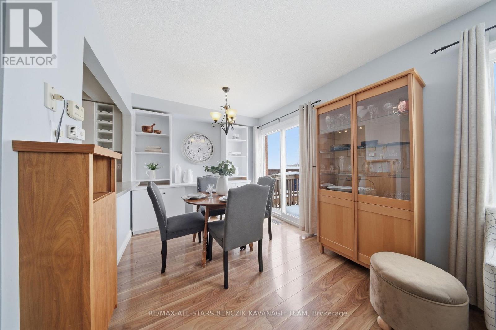 103 LORNE STREET - 5