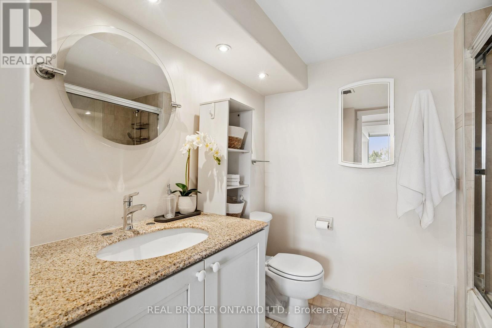 #503 880 DUNDAS STREET W - 28
