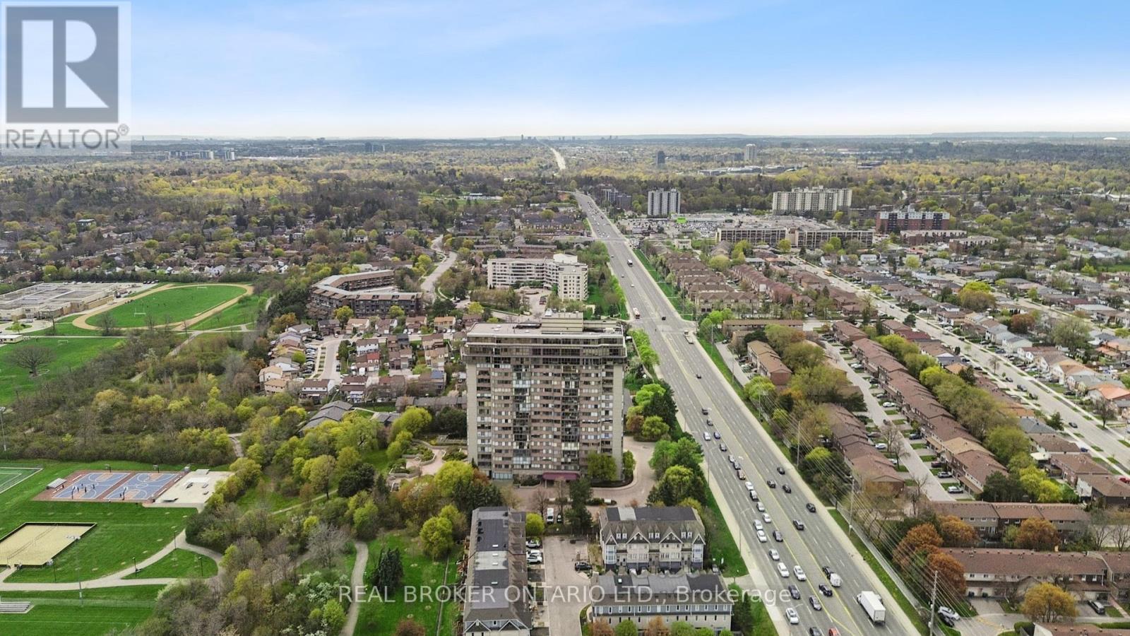 #503 880 DUNDAS STREET W - 48