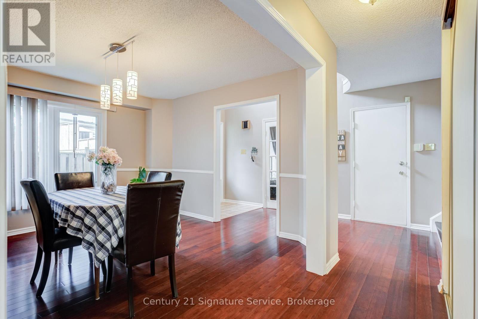 2755 LINDHOLM CRESCENT - 11