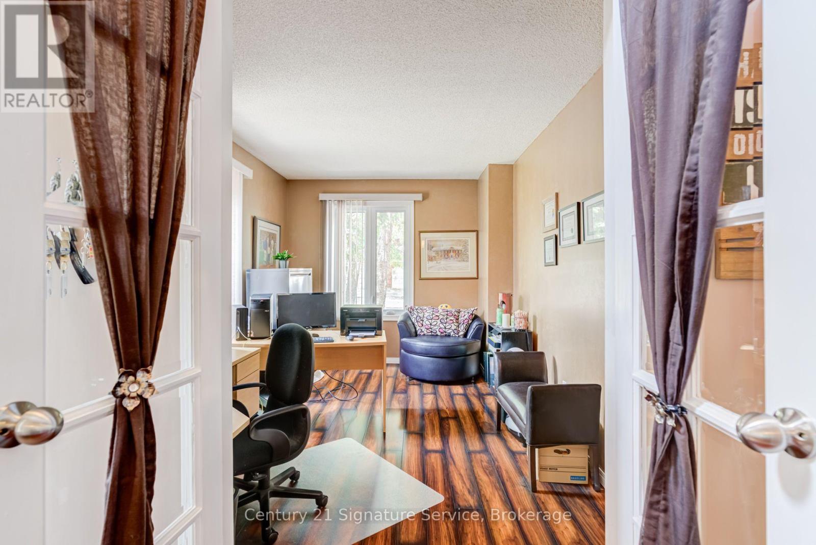 2755 LINDHOLM CRESCENT - 20