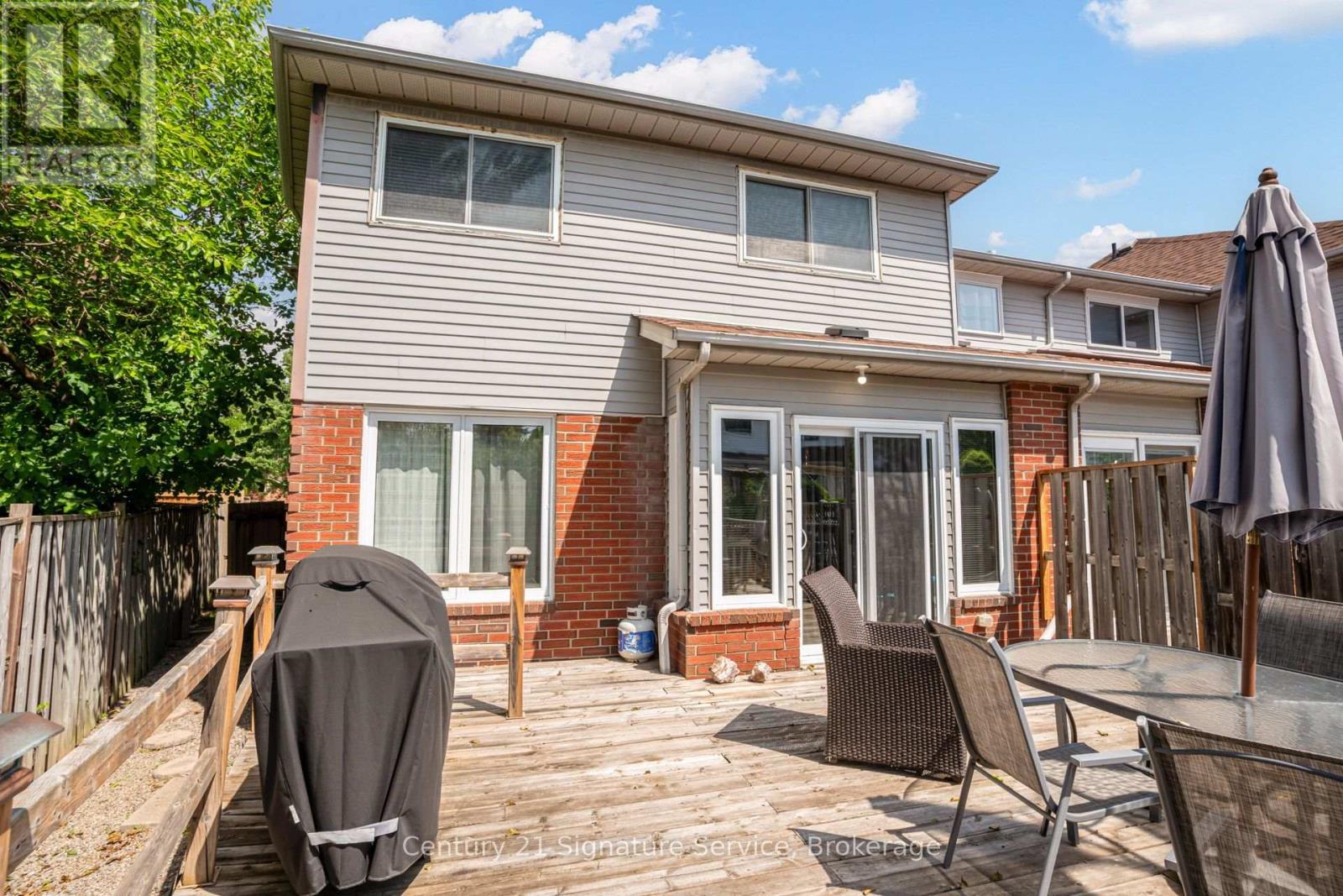 2755 LINDHOLM CRESCENT - 47