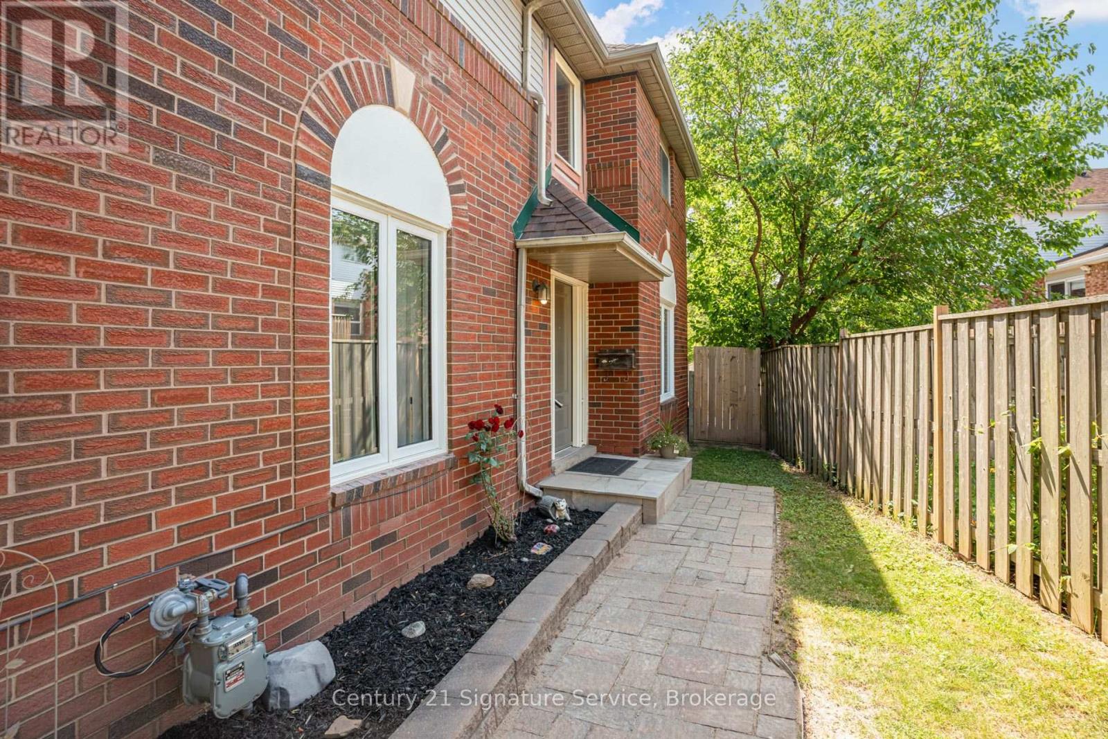 2755 LINDHOLM CRESCENT - 6