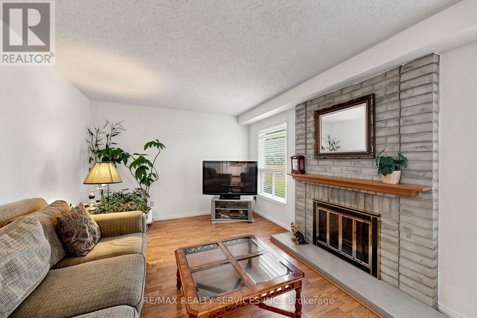 34 GRANBY COURT - Image 9