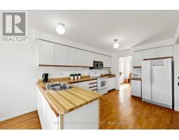Bedroom 3 - 34 Granby Court, Brampton, ON L6S5K1 Photo 13