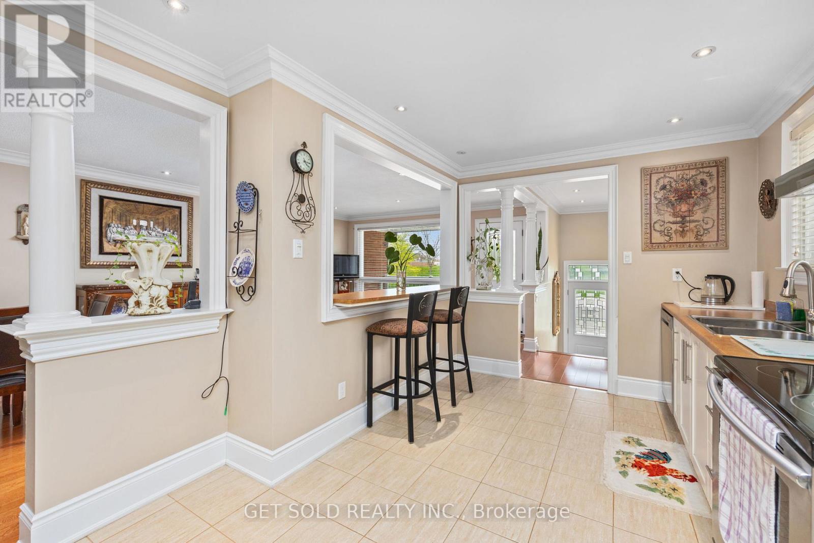 238 FIRGROVE CRESCENT - 13