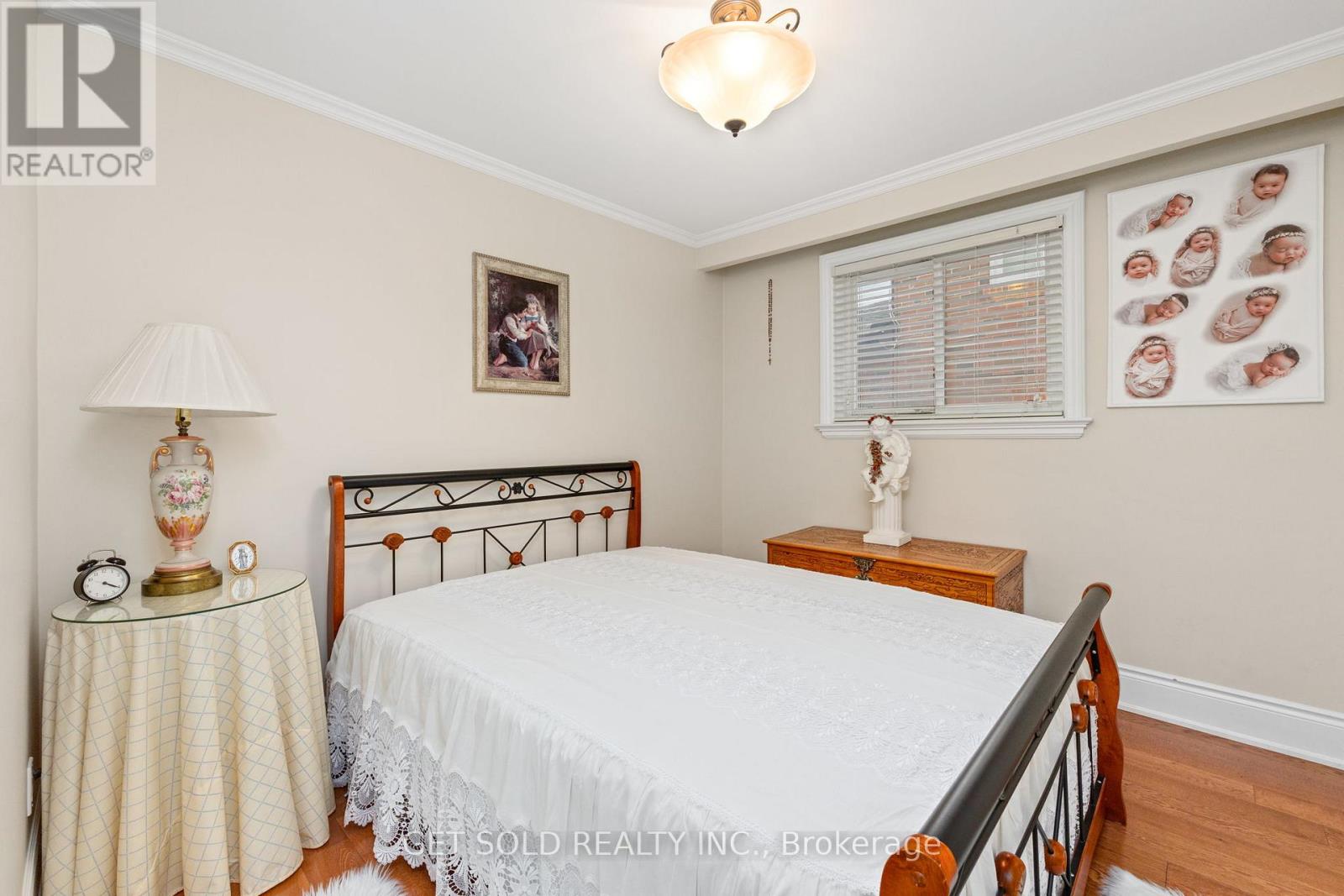 238 FIRGROVE CRESCENT - 15