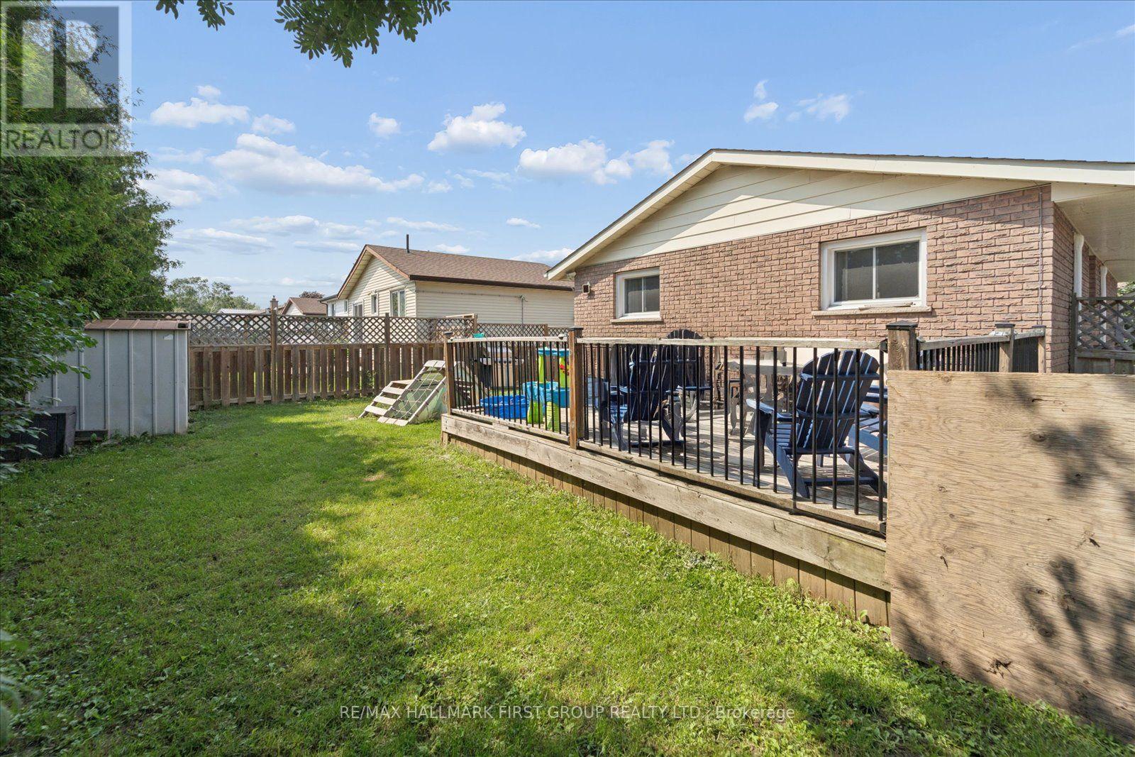 231 MARY STREET W - 27