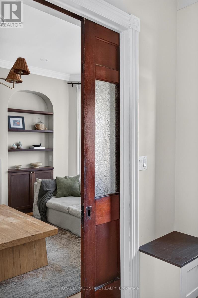 135 CATHARINE STREET S - Image 5