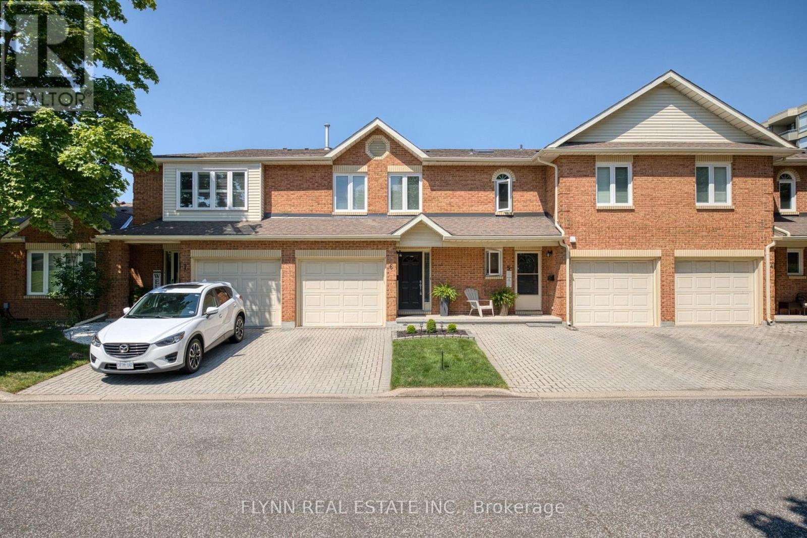 #6 5150 DORCHESTER ROAD - 1
