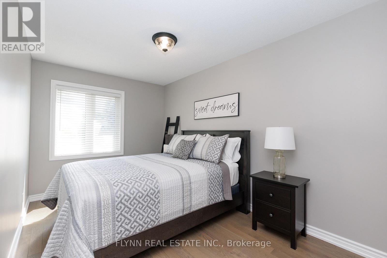 #6 5150 DORCHESTER ROAD - 18