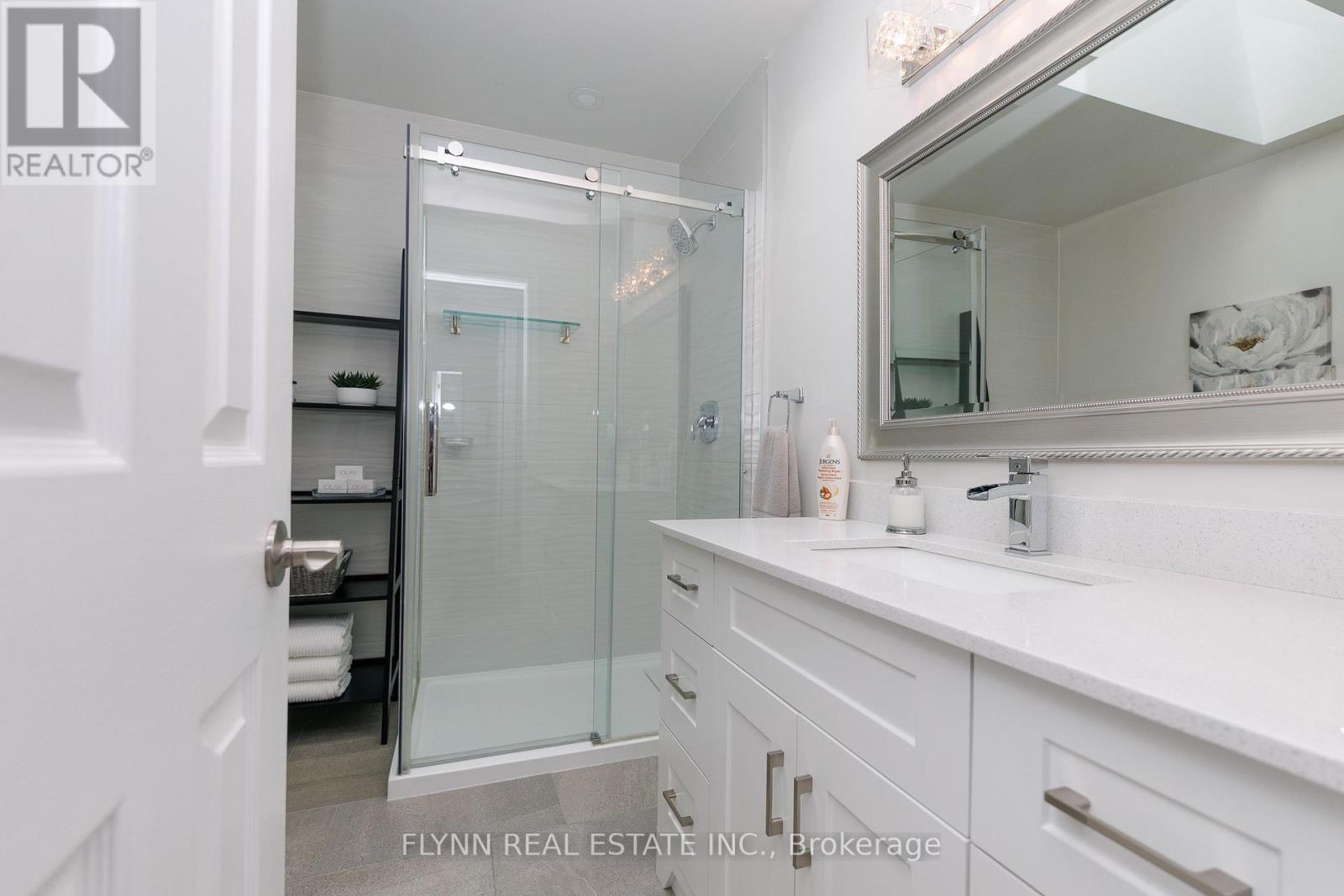 #6 5150 DORCHESTER ROAD - 21