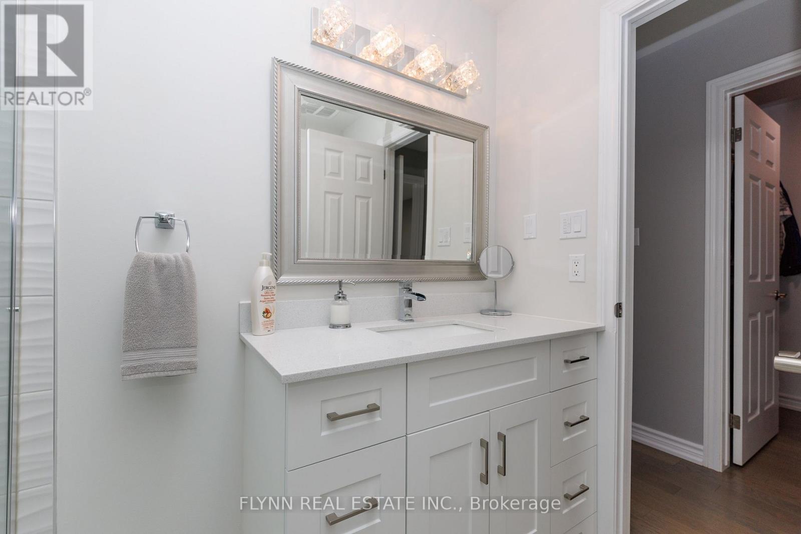 #6 5150 DORCHESTER ROAD - 23