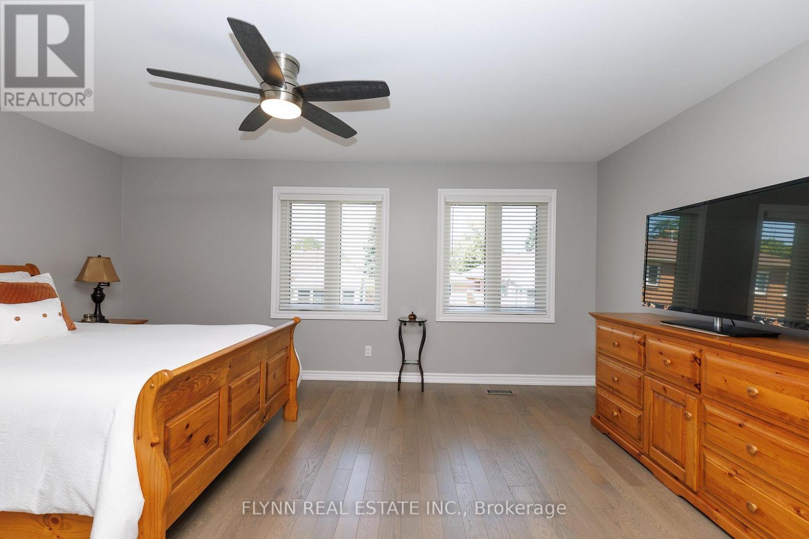 #6 5150 DORCHESTER ROAD - 25
