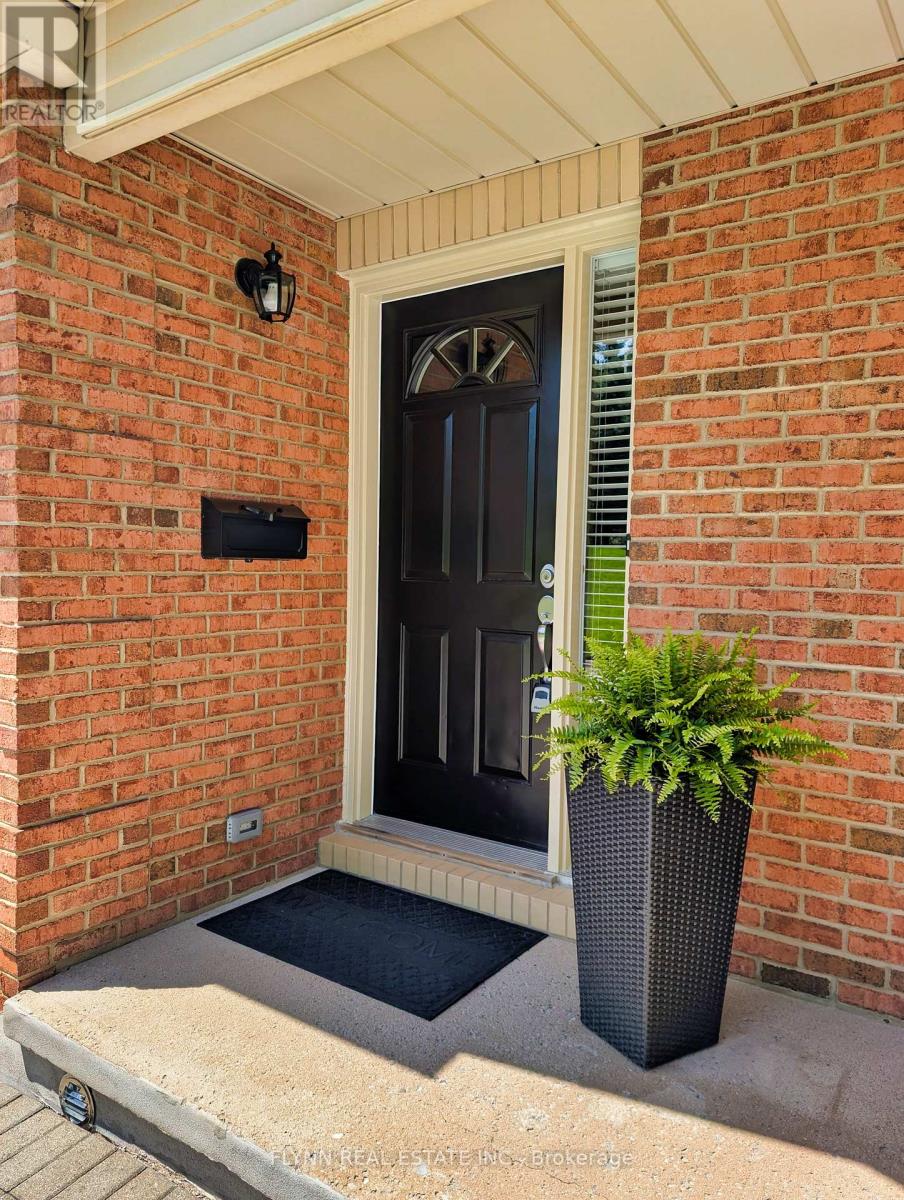 #6 5150 DORCHESTER ROAD - 3