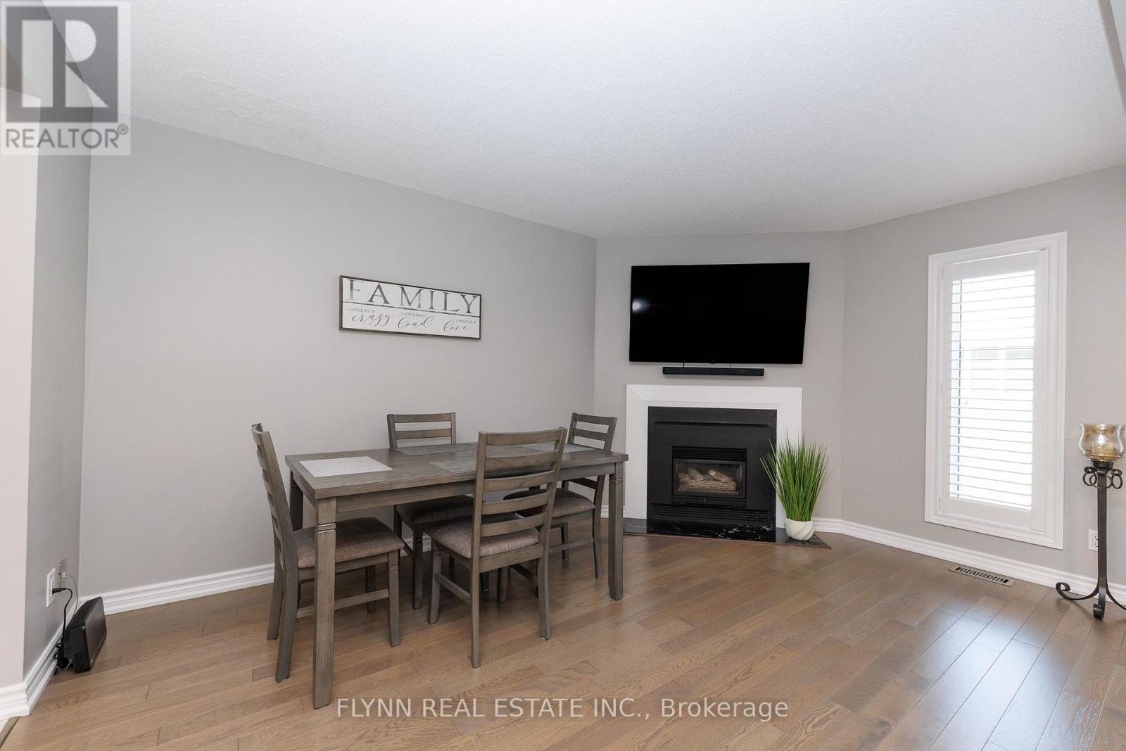 #6 5150 DORCHESTER ROAD - 7