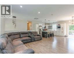 9 Cargo Road, photo 16