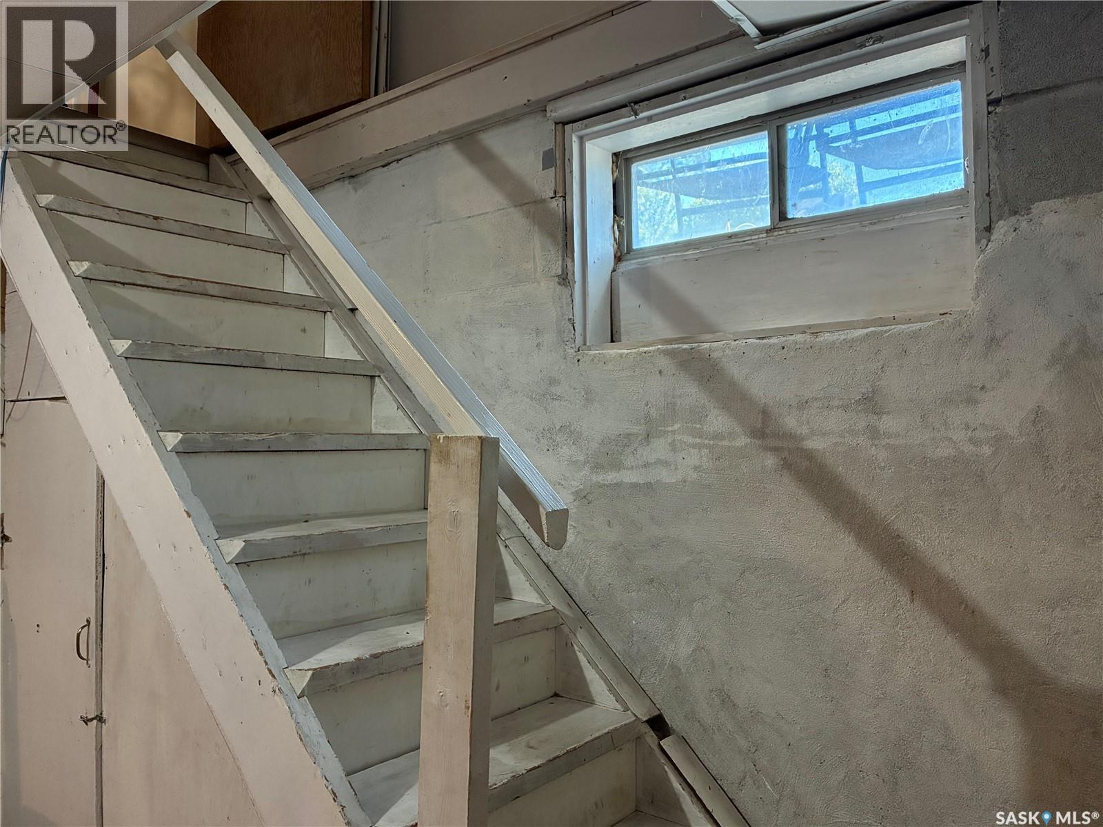 712 M AVENUE - 28