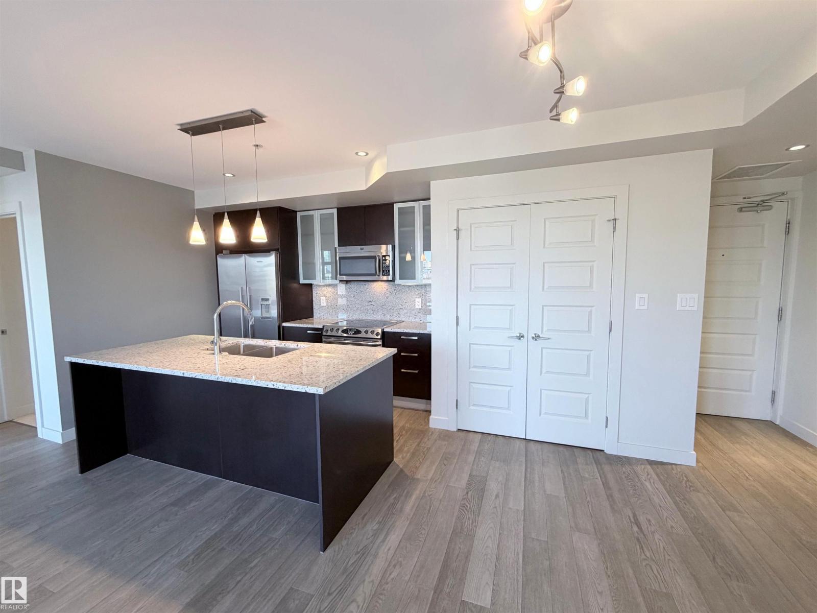 #501 10388 105 ST NW - 20