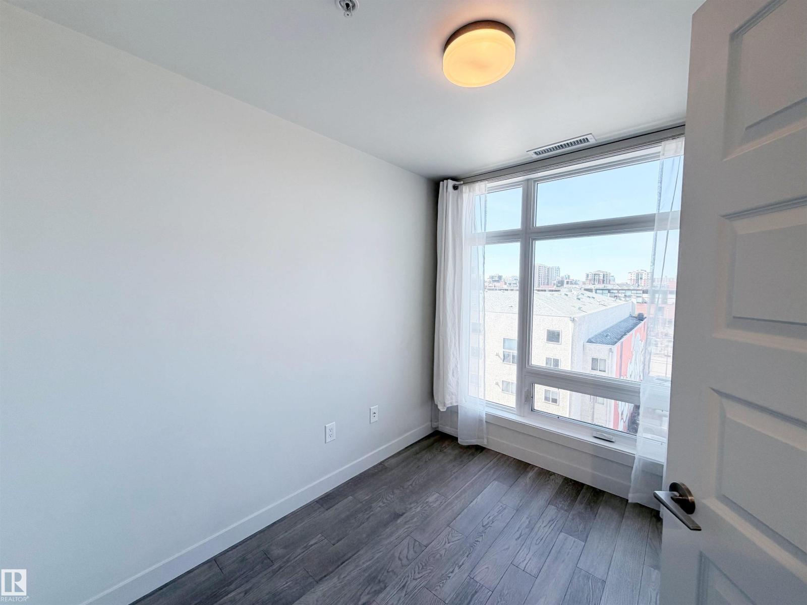 #501 10388 105 ST NW - 40