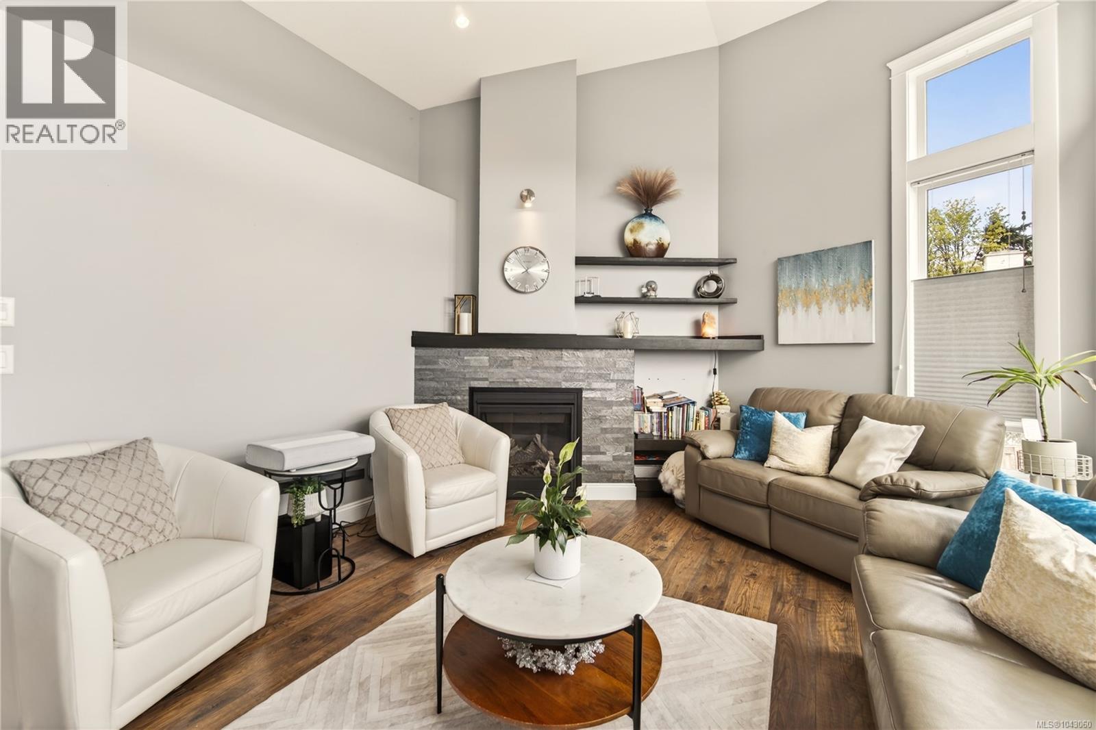 1950 Estevan Rd - 20