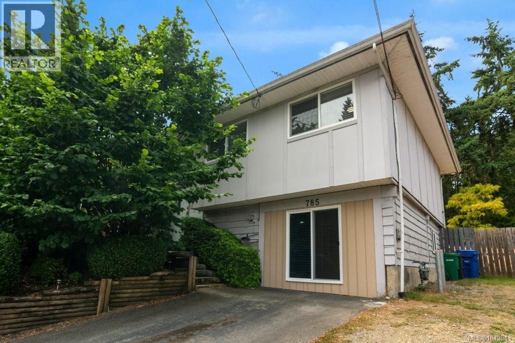 785 Parkview Dr, Nanaimo