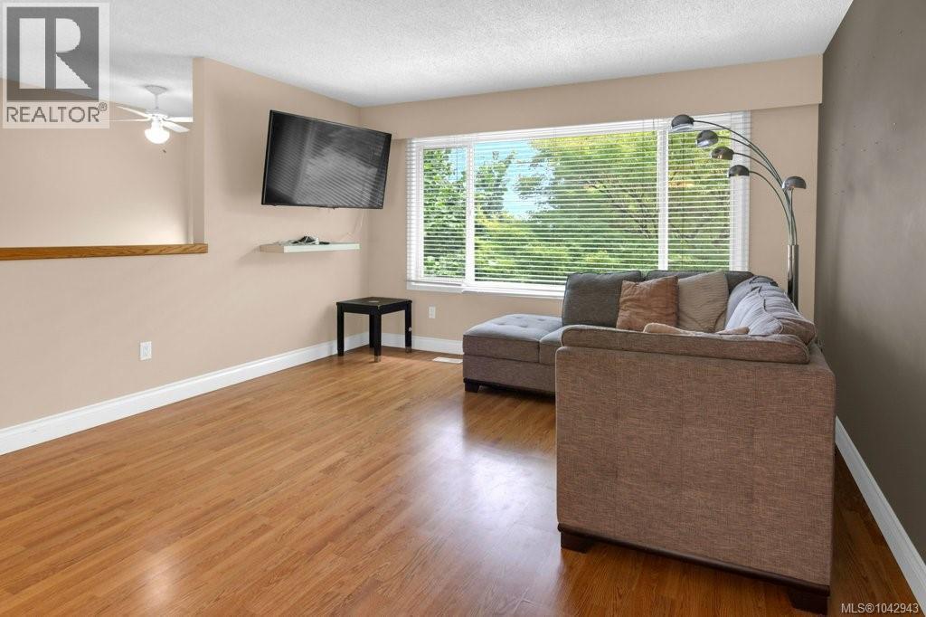 785 Parkview Dr, Nanaimo