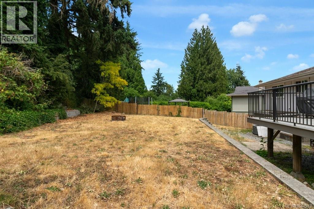 785 Parkview Dr, Nanaimo