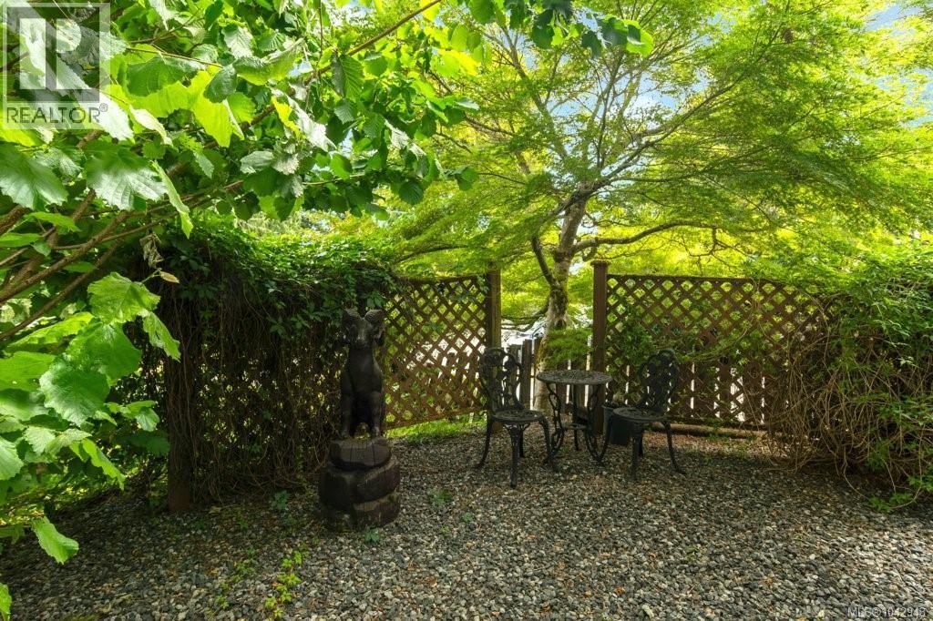 785 Parkview Dr, Nanaimo