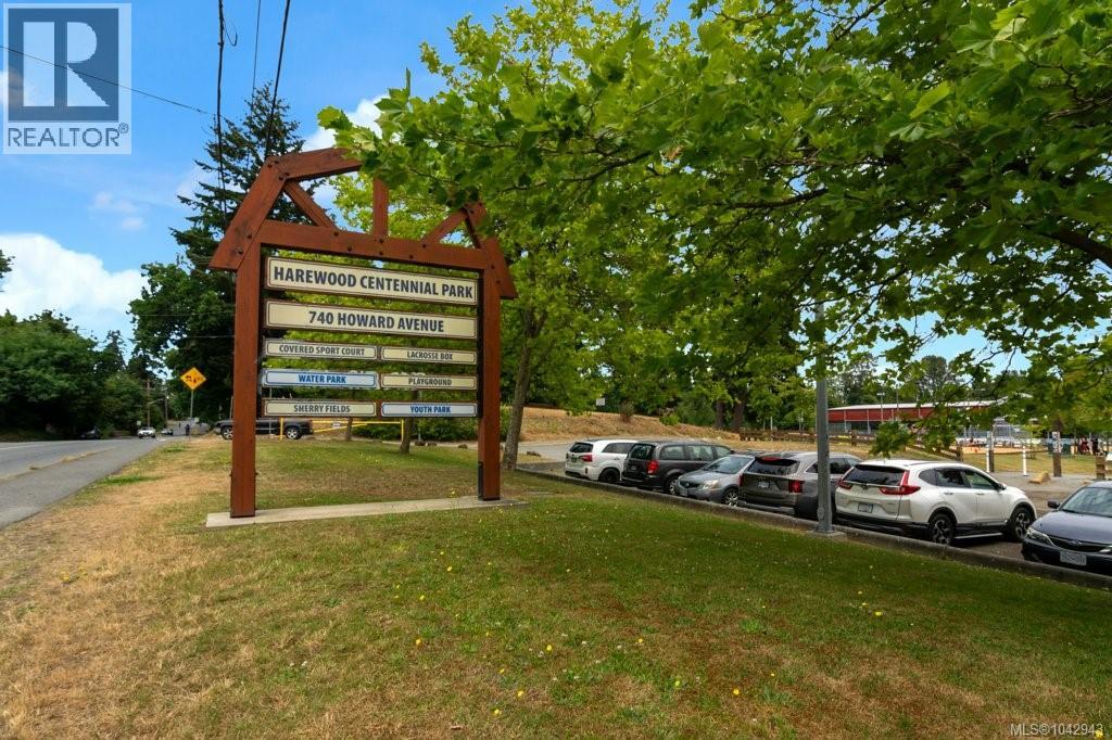 785 Parkview Dr, Nanaimo