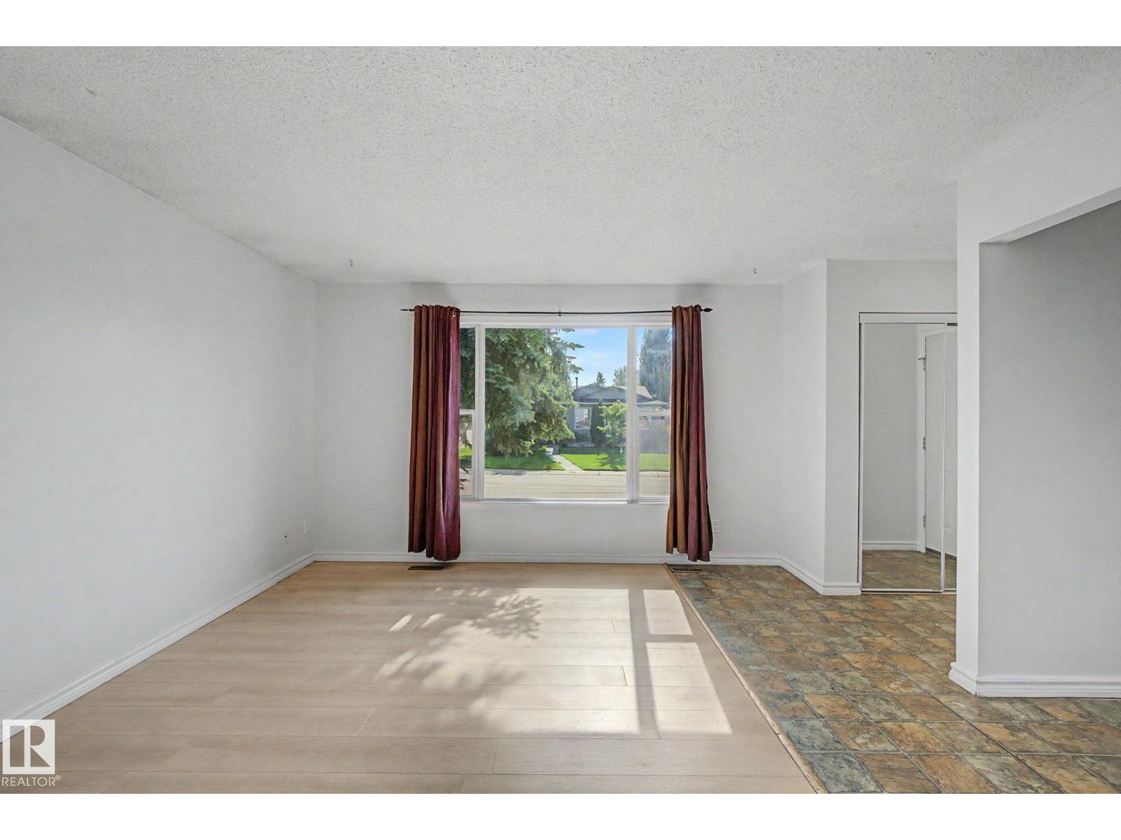 6237 13 AV NW - 7