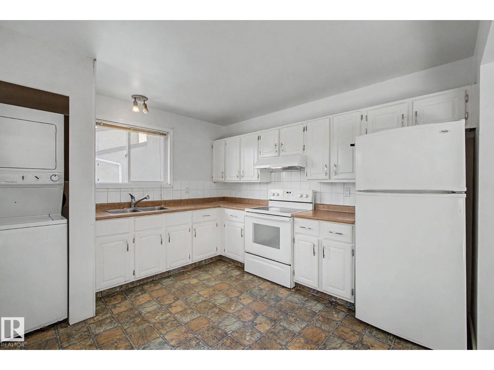 6237 13 AV NW - 9