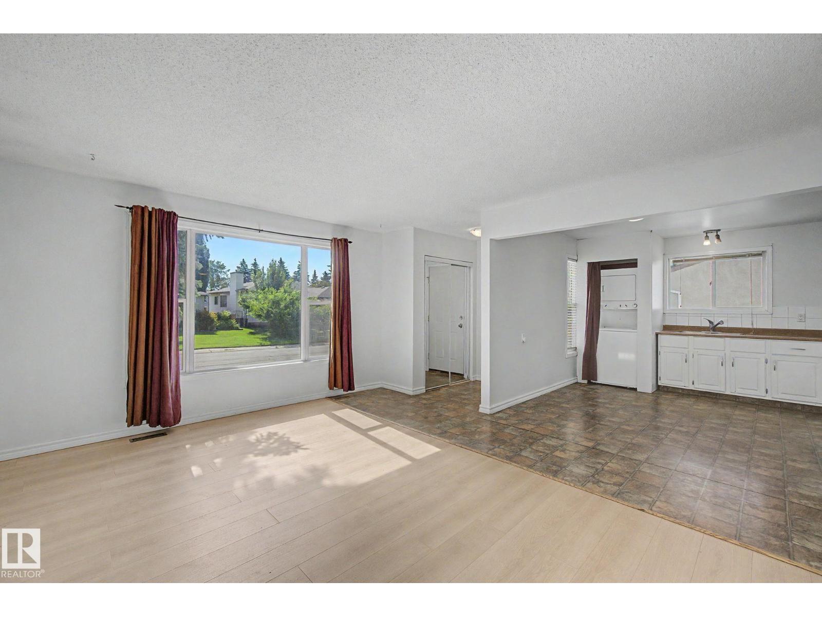 6237 13 AV NW - 6