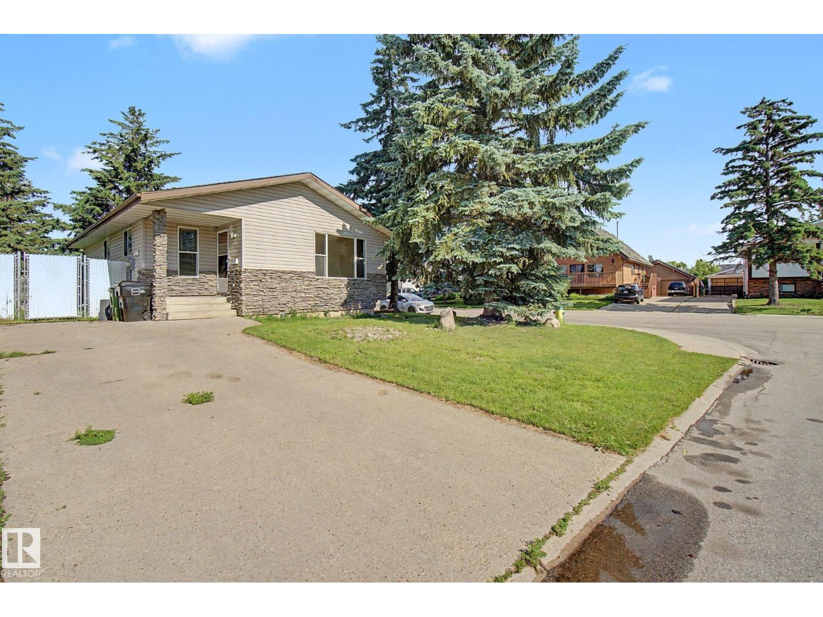 6237 13 AV NW - 2
