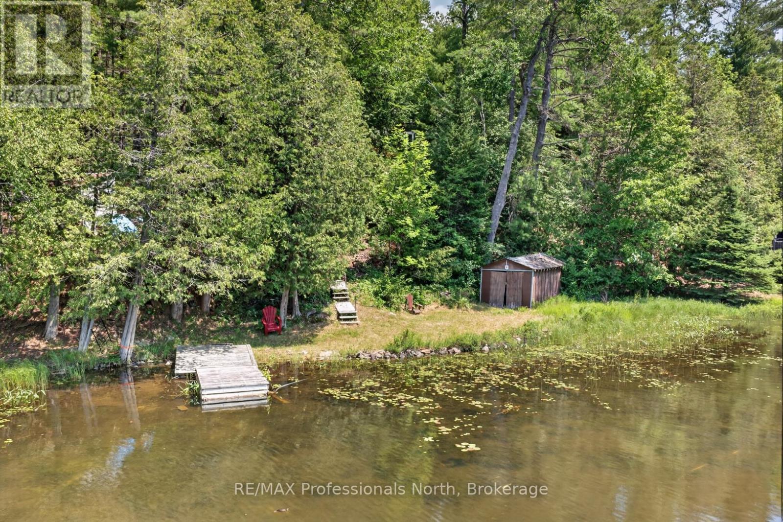 1032 GAZEBO LANE - 31