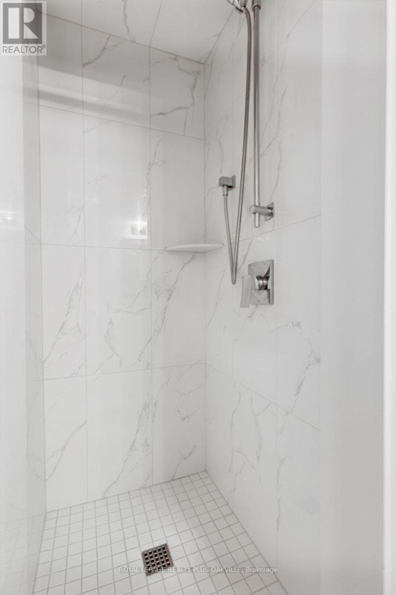340 CLARENDON DRIVE - 31