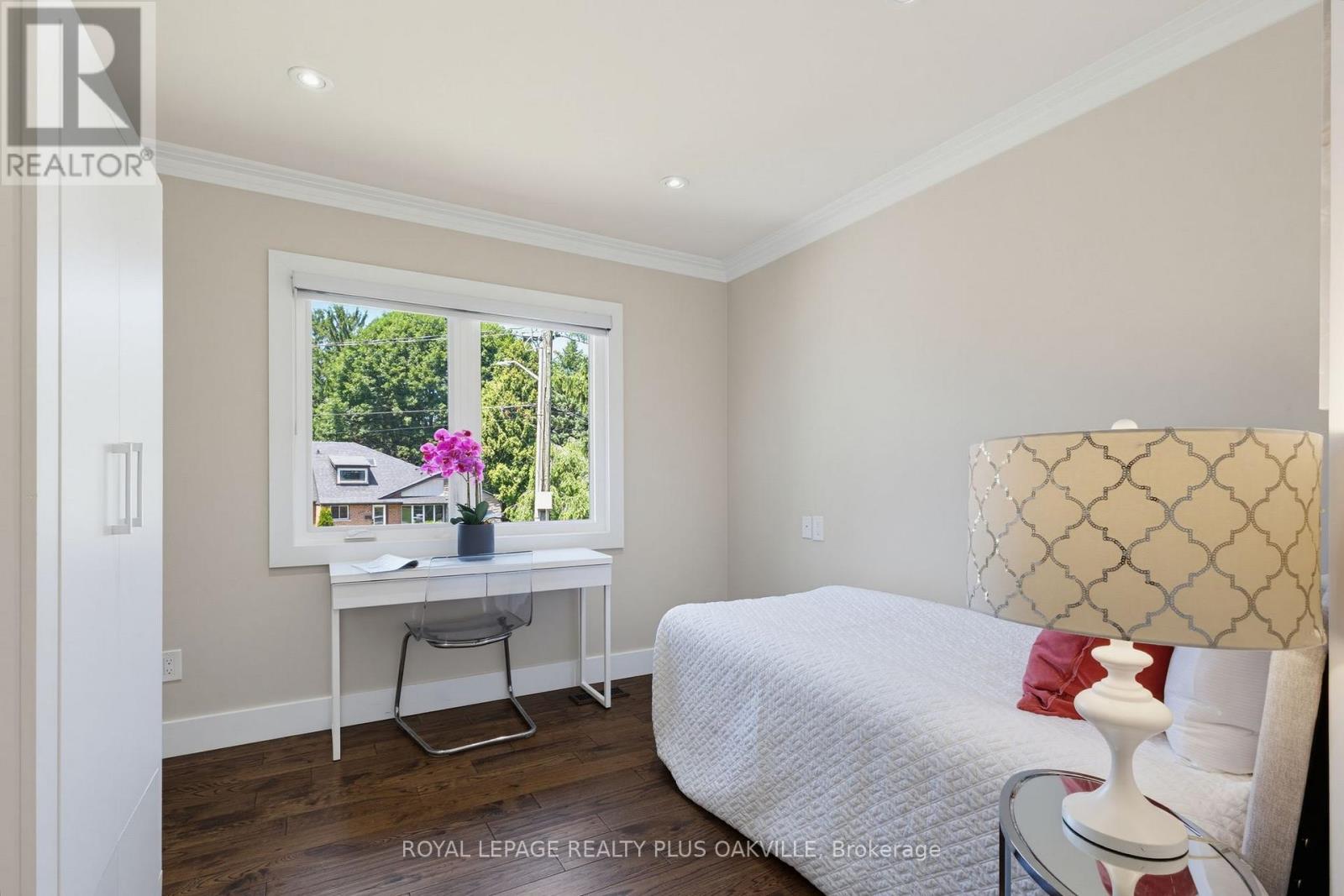 340 CLARENDON DRIVE - 25