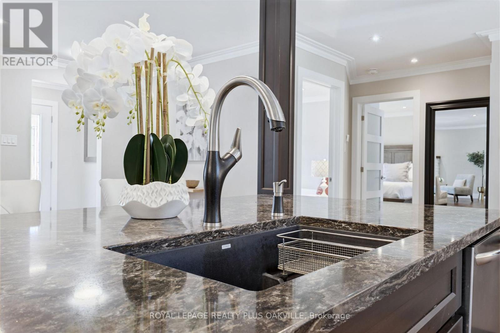 340 CLARENDON DRIVE - 9